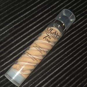 OLAY Total Effects 7 in One Tone Correcting CC Cream - Light Beige